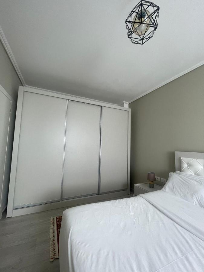 Kraal Apartments Влёра Экстерьер фото